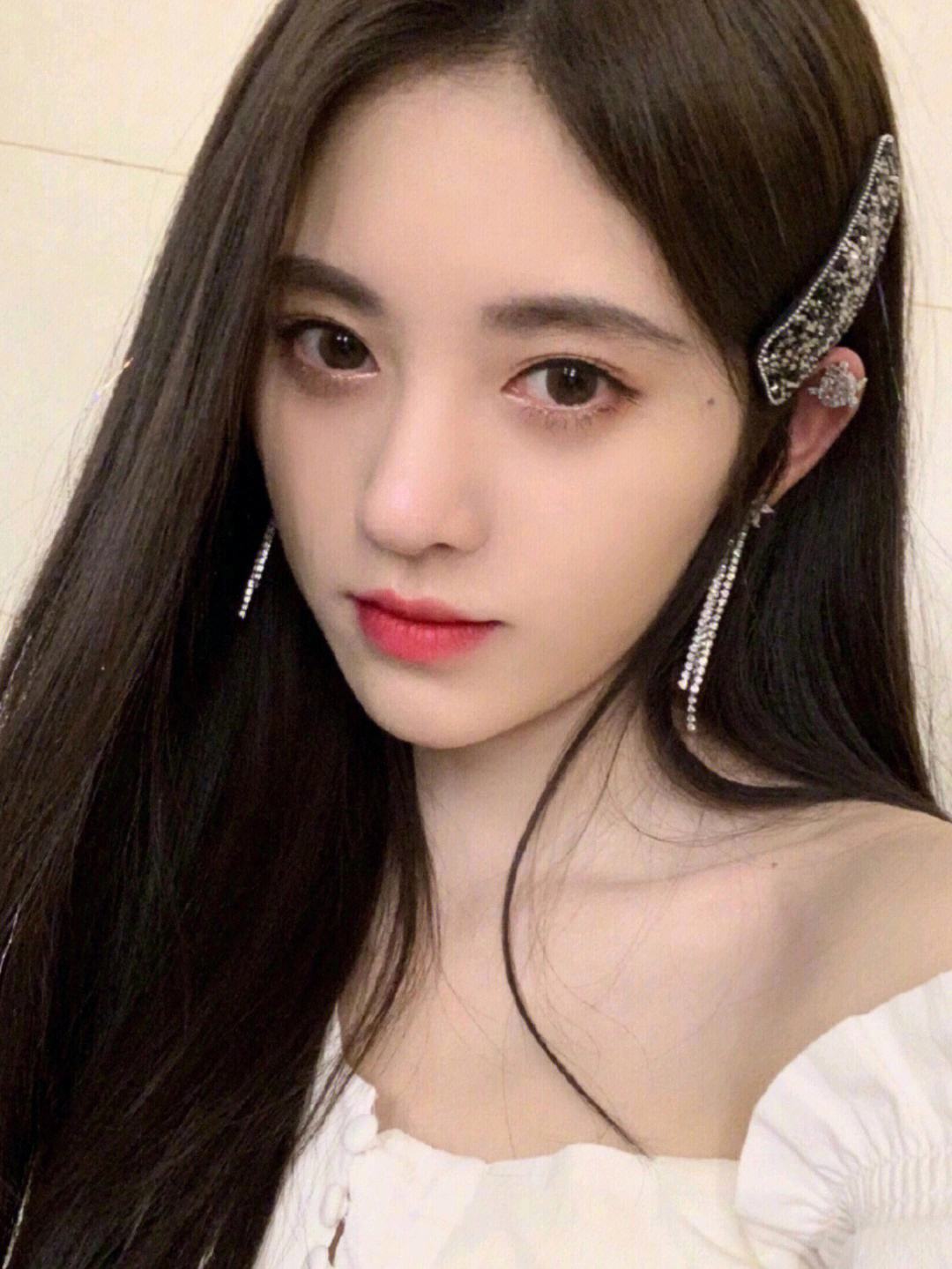 鞠姓女孩起名(鞠姓女孩起名高冷)
